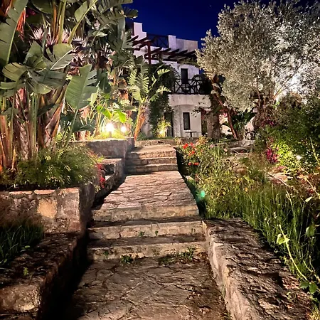 Umayra Boutique Hotel
